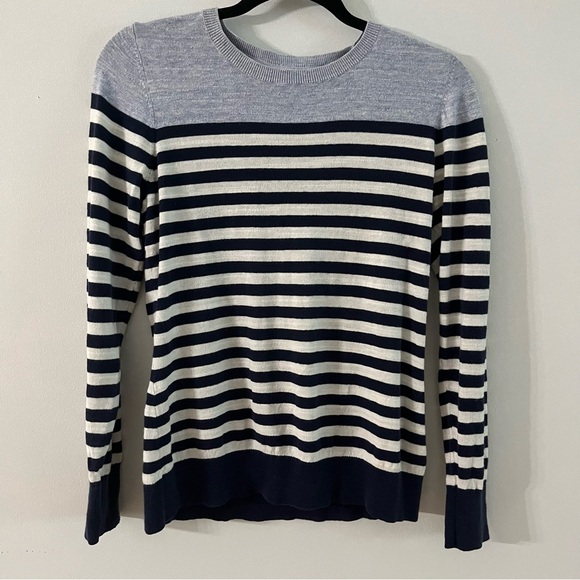 L.L. Bean | Blue and White Stripe Crewneck Sweater- Size Small - Picture 9 of 9